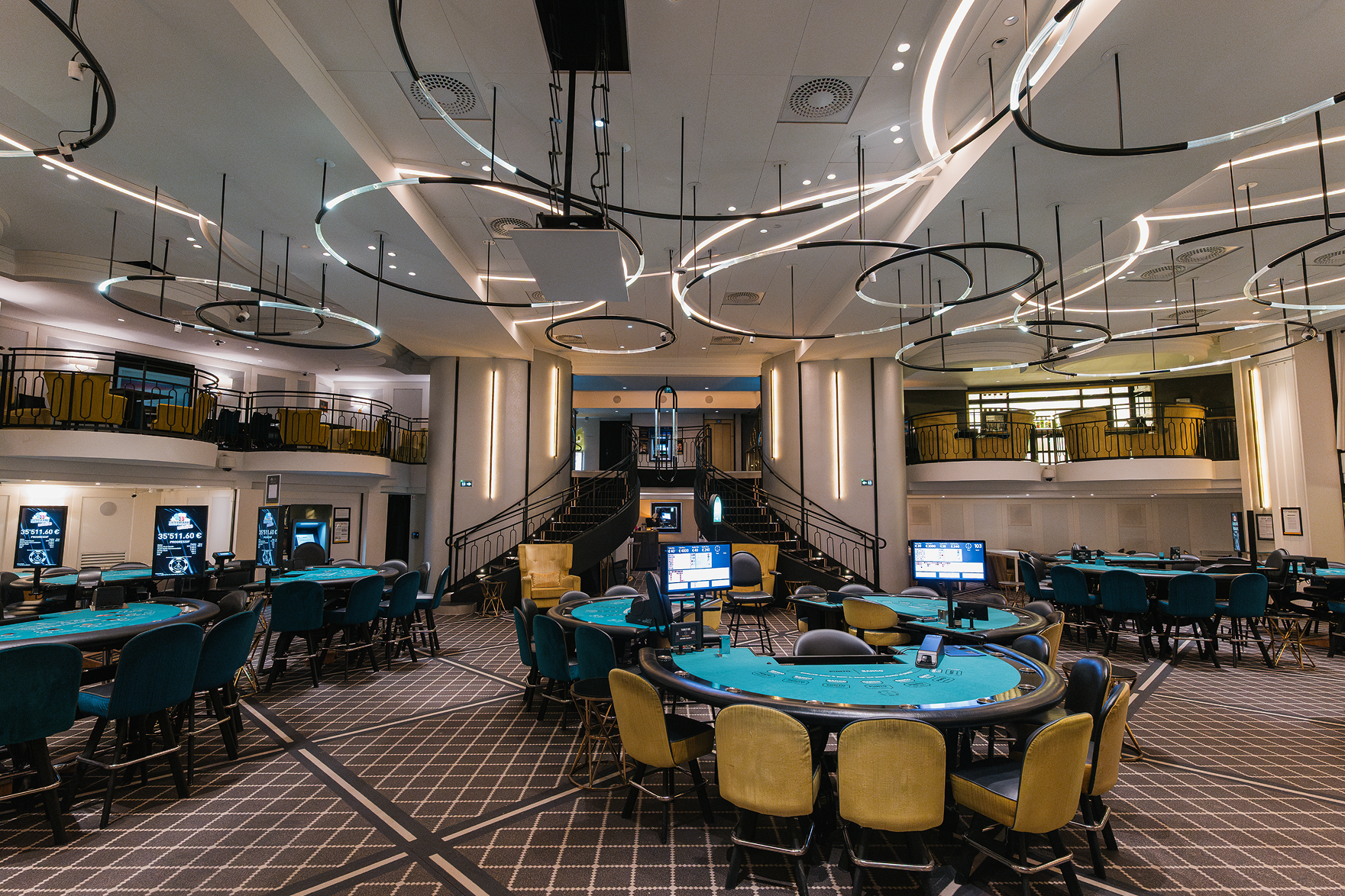 Int&eacute;rieur du Paris Elys&eacute;es Club